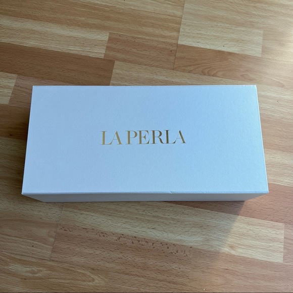 Authentic La Perla Collapsible Gift Box - Picture 1 of 6